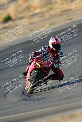 media/Oct-06-2024-Race Pace (Sun) [[d7d39ec7ad]]/1-Turn 10 (730am)/